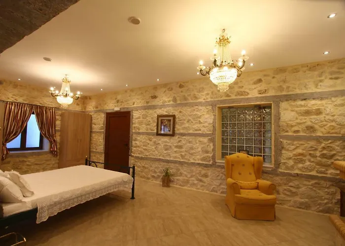 Vanilla * Agioi Theodoroi (Corinthia)