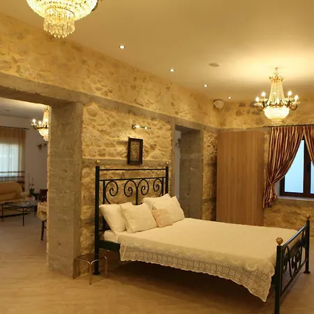 Vanilla * Agioi Theodoroi (Corinthia)